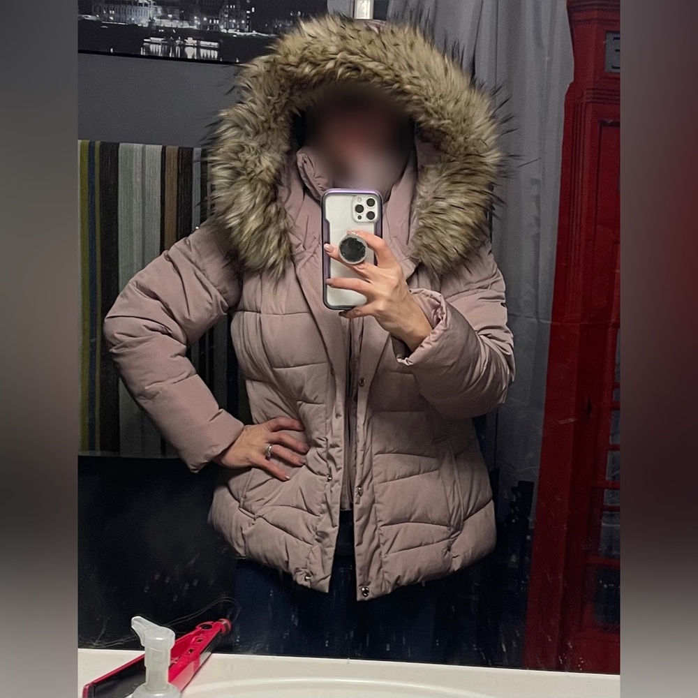 Calvin Klein Puffer Jacket with Faux Fur Hood XL (The color is blush)